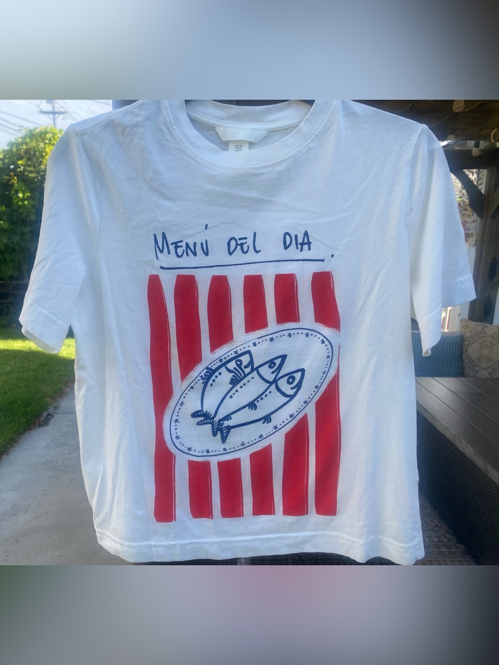 NWOT H&M Graphic Tee "Menú del Día" with Red Stripes